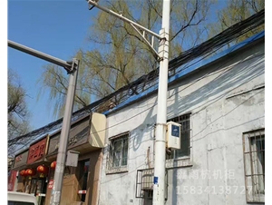 監控桿